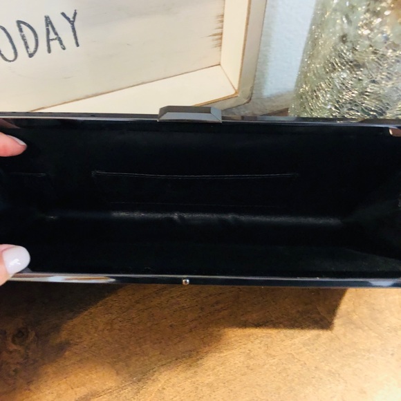 NWOT - Elegant Black Gemstone Clutch - Picture 4 of 4